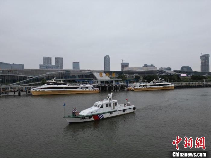 琶洲港澳客运口岸至香港国际机场航线开始试运营 广东海事局 供图