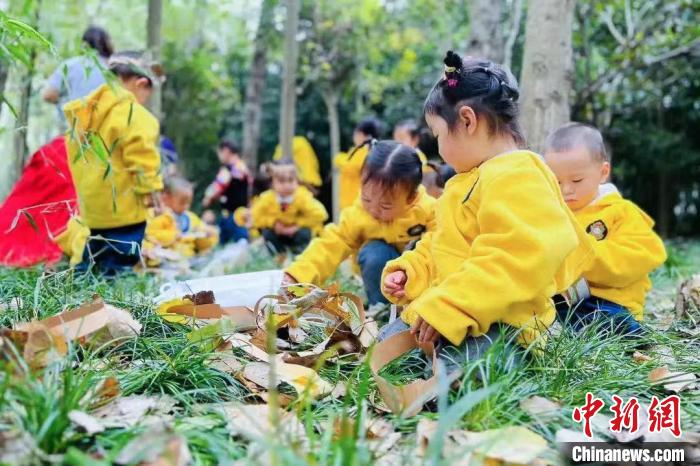 “一起来秋游”少儿研学季 红光村委会供图