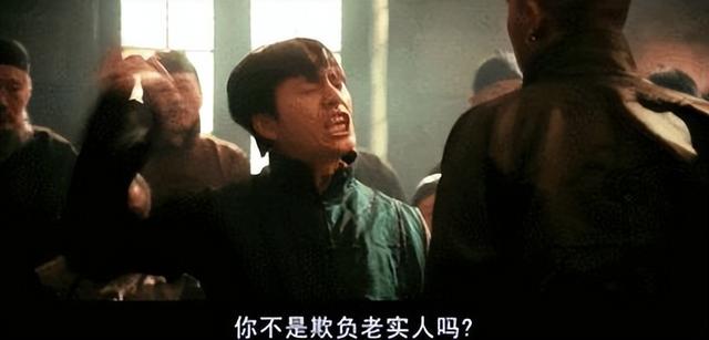 给所有人发钱就相当于没发，还会引起通货膨胀这个说法非蠢即坏