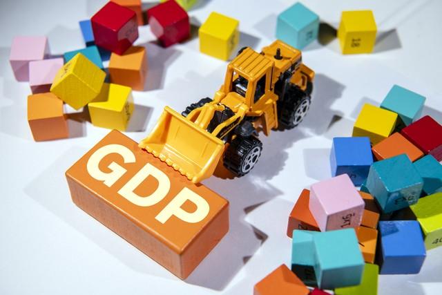 2022年中国人均购买力GDP2.05万美元，达到初等发达国家水平了吗