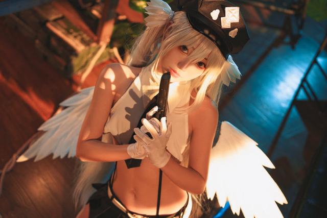 cos：手办天使警察艾尔酱Cosplay正片14P-如月夏巳