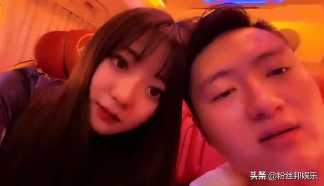 小洲与女友“温暖”已订婚，公布婚期时间，明年天气暖和就结婚