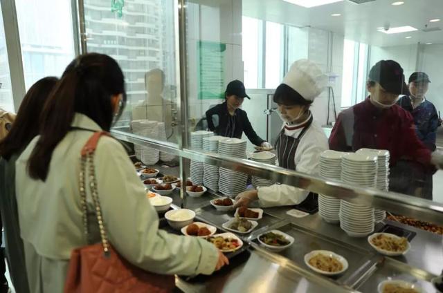 不是所有的食堂，都能叫合肥广电大食堂！