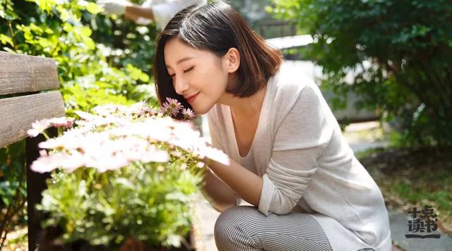 致女人：人生不易，请好好爱自己