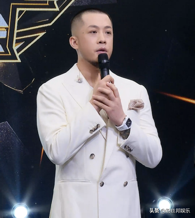 YY明星主播大壮竖屏蓝光音乐会，饭思思助阵，热度280万再创新高