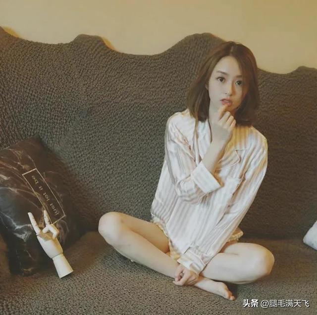 库里第一女球迷—女主播小七美照分享