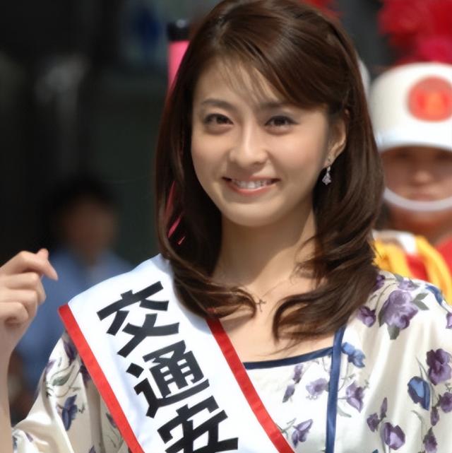 日本最美女主播：嫁给歌舞伎演员，操心劳累7年，35岁因癌症去世