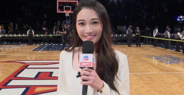 新晋NBA女神记者，颜值高身材好，球迷：这笑容太甜了