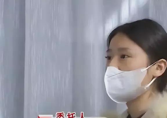 女主播艾小雨被已婚大叔欺骗而怀孕：真的非常清纯可爱，让人怜惜