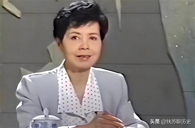 央视第一女主持人逝世，事业爱情圆满，唯独儿子成为她一生的遗憾