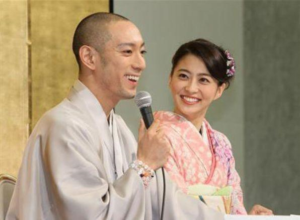 日本最美女主播：为爱嫁歌舞伎生儿育女操劳7年，34岁患癌症离世