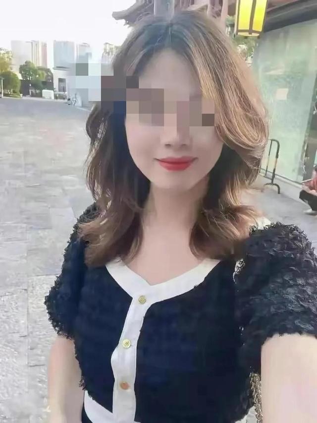 卖淫女上门服务被抓，嫖客认为才800块钱而已，何必上纲上线