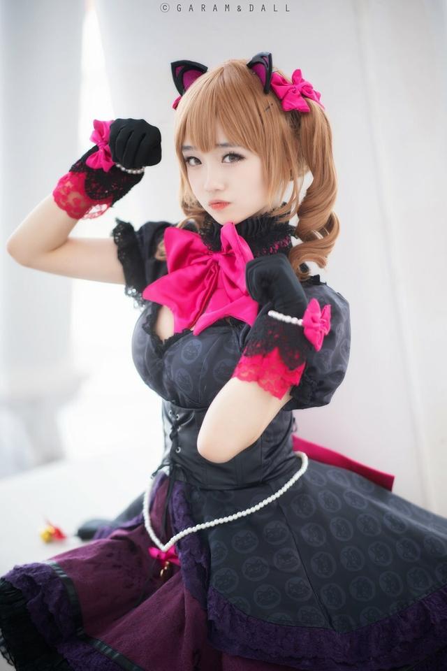 《守望先锋》D.Va黑猫Cosplay，可爱猫咪夺走你的心