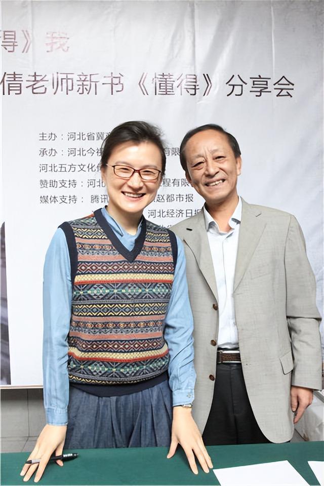 央视著名主持人董倩：成名路上有坎坷，丈夫也是央视“名嘴”