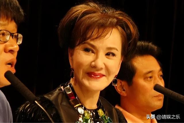 夏台凤：惨遭双性恋借腹生子，66岁独子患癌去世，后嫁小25岁丈夫