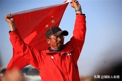 他是中国徒步界的传奇：10年走遍了全中国，还孤身穿越了罗布泊