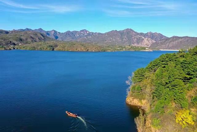 一汪“天池”水、滋润冬奥城，水域巡检保赛区水源