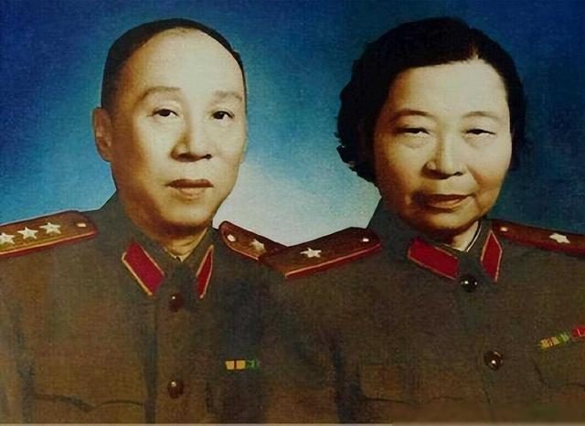 1960年，开国女少将回乡探亲，遇到暴打自己的前夫，结局如何