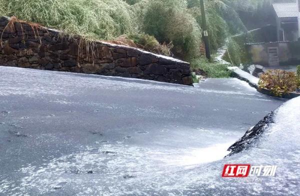 下雪啦！湖南今冬第一场雪，落在了这里