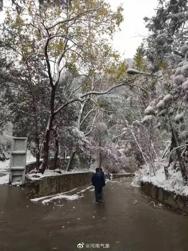 湖北下雪啦！气温接着降