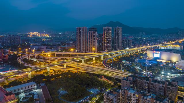 感受“一亿”的中枢神经系统，FUJIFILM GFX100测评体验