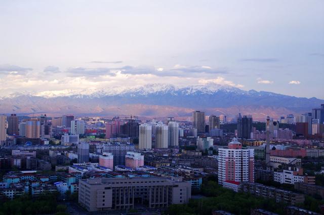 “亚心之都”乌鲁木齐：世界上最深居内陆，距海洋最远的大型城市