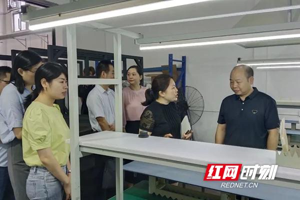 株洲市商务局党组书记、局长杨志华调研新引进项目和重点外资企业