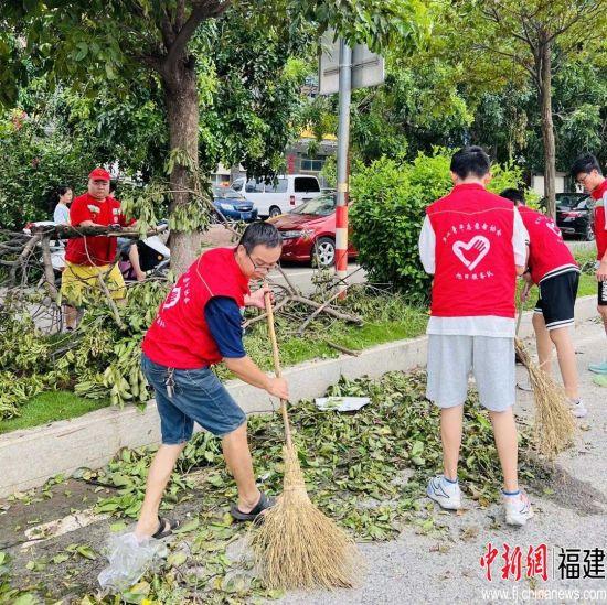 奋战三昼夜 台风过后晋江东石生产生活秩序全面恢复