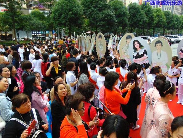 繁花最美时，“优雅女神”赵雅芝莅临南宁开启美丽新体验