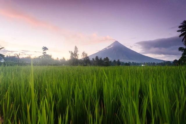 走进火山口，是惊吓还是惊喜