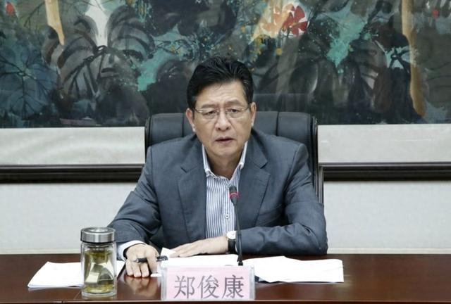 广西柳州两任书记先后被查 曾因新增隐性债务同时被问责