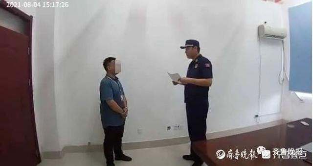 首次！济南开出电动车违停罚单！22层楼有13层停，记者实地探访电动车上楼