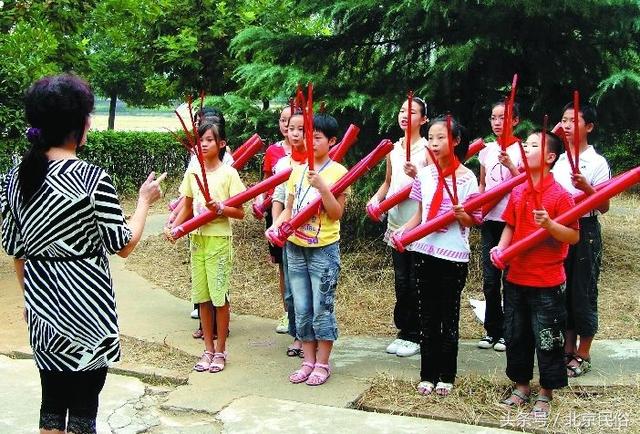 郑板桥的力作《道情》十首，被京城歌女唱红200年不衰