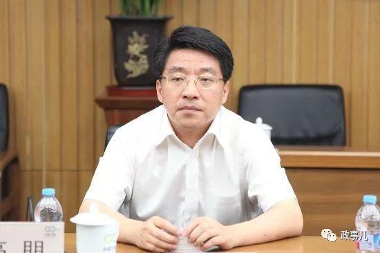 北京集中调整多区党政“一把手”，最年轻“70后”是经济学博士