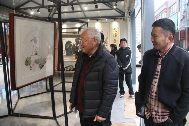 临颍县文联举办石千书画工作室春季书画展