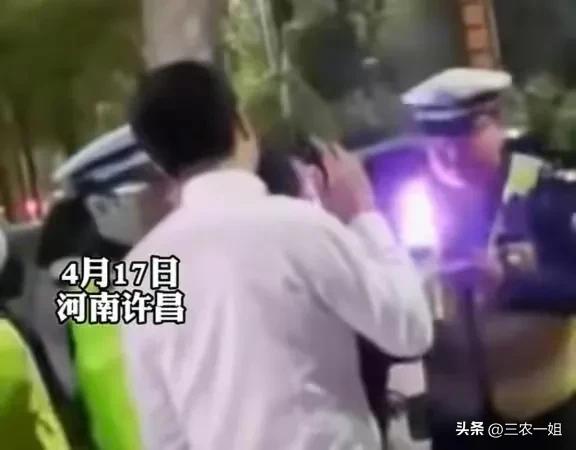 河南纪委人员酒驾被查后续：涉事人不是司机，已被撤职并调离岗位