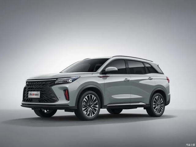 全新风光580：10万预算买中型SUV？300牛·米+2785mm轴距