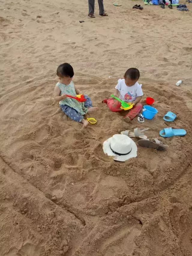 寿宁美女跑到海边“臭美”